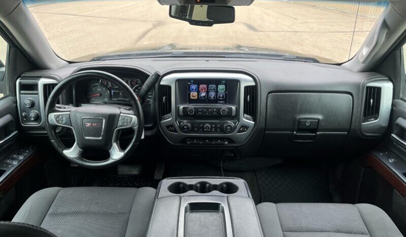 
								2018 GMC Sierra 1500 SLE full									