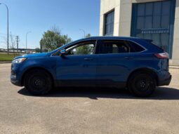 
										2020 Ford Edge SEL full									