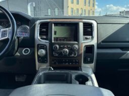 
										2018 RAM 1500 Laramie full									