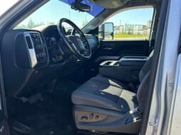 
										2018 Chevrolet Silverado 1500 LT full									