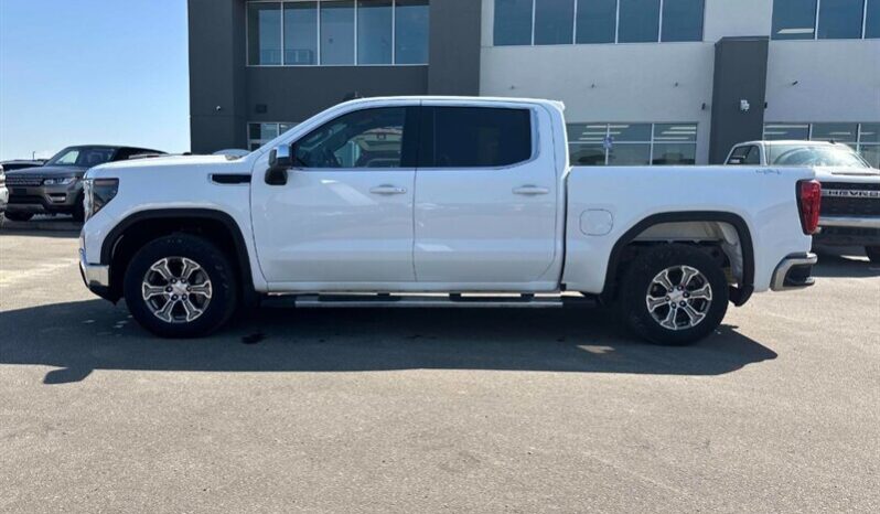
								2022 GMC Sierra 1500 SLE full									