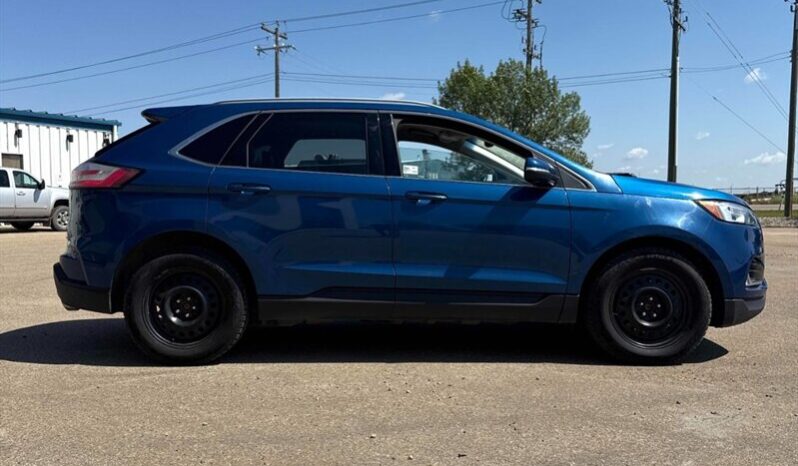 
								2020 Ford Edge SEL full									