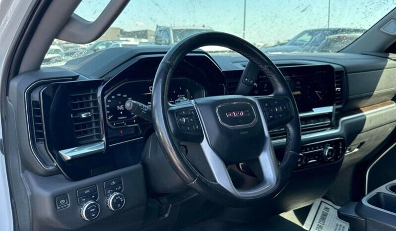 
								2022 GMC Sierra 1500 SLE full									