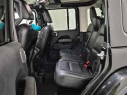 
										2020 Jeep Wrangler Unlimited Sahara full									