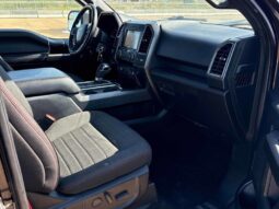 
										2019 Ford F-150 XLT Sport full									