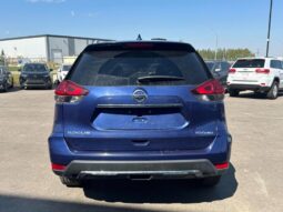 
										2020 Nissan Rogue SV full									