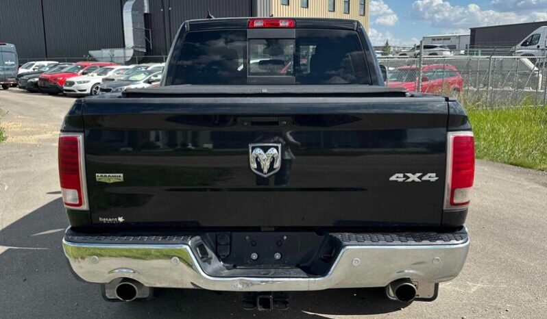 
								2018 RAM 1500 Laramie full									