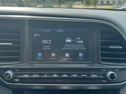 
										2020 Hyundai Elantra Preferred full									
