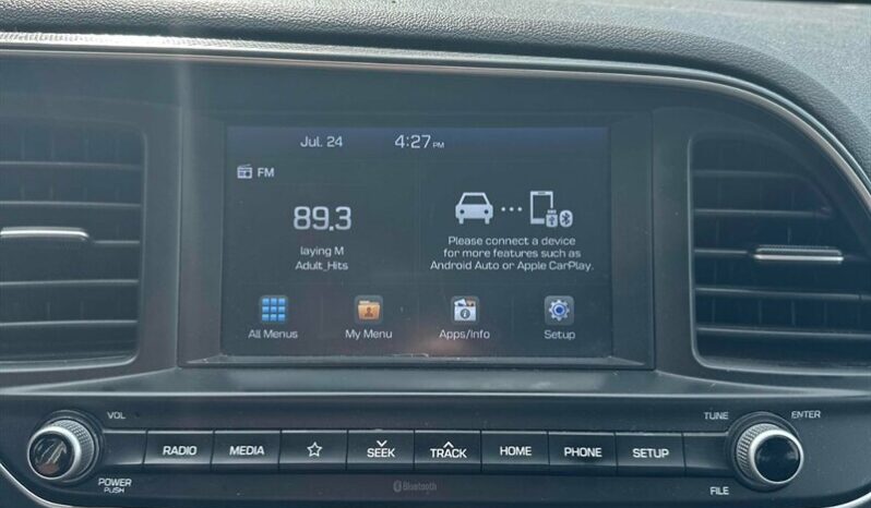 
								2020 Hyundai Elantra Preferred full									