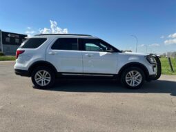 
										2019 Ford Explorer XLT full									