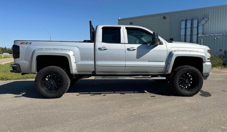 
								2018 Chevrolet Silverado 1500 LT full									