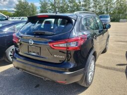 
										2023 Nissan Qashqai SV full									
