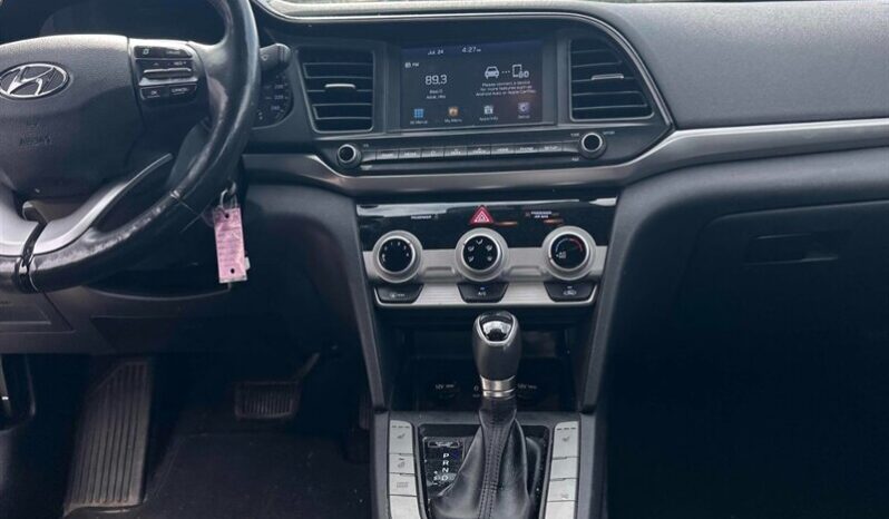 
								2020 Hyundai Elantra Preferred full									