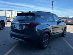 
										2023 Kia Seltos LX full									