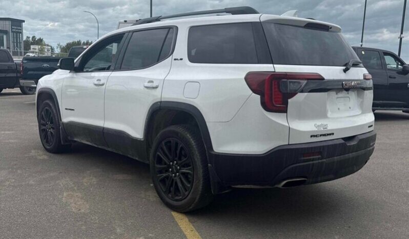 
								2023 GMC Acadia SLE full									