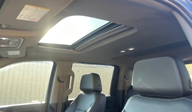 
								2021 Chevrolet Silverado 3500 LT2 Dually Diesel full									
