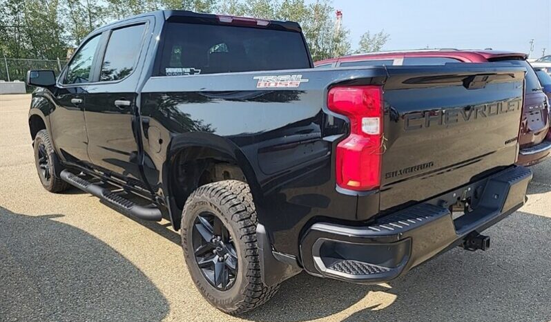 
								2022 Chevrolet Silverado 1500 Limited Custom Trail Boss full									