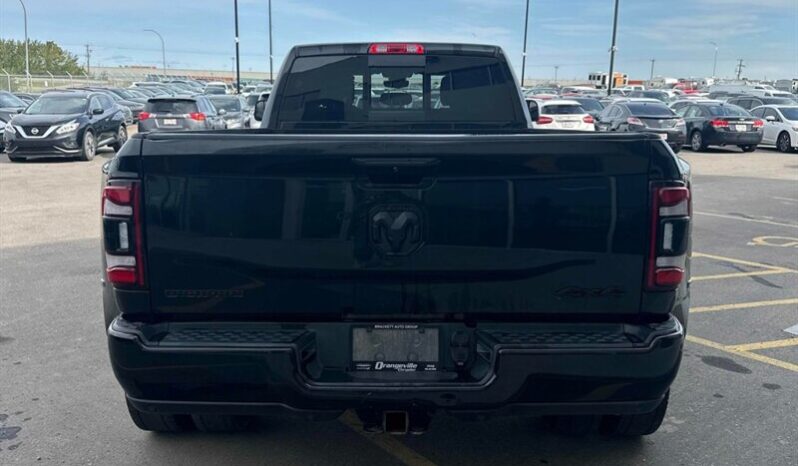 
								2020 RAM 3500 Big Horn Night Edition Dually Diesel full									