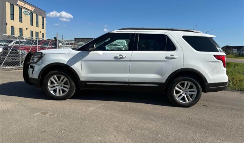 
								2019 Ford Explorer XLT full									