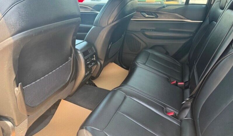 
								2023 Jeep Grand Cherokee Limited Black Pack full									