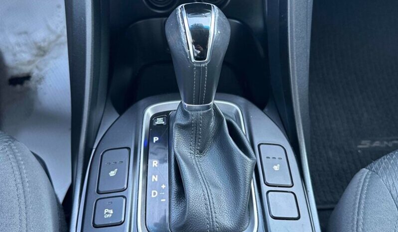 
								2018 Hyundai Santa Fe Sport Premium full									