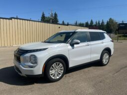 2024 Mitsubishi Outlander LE Limited
