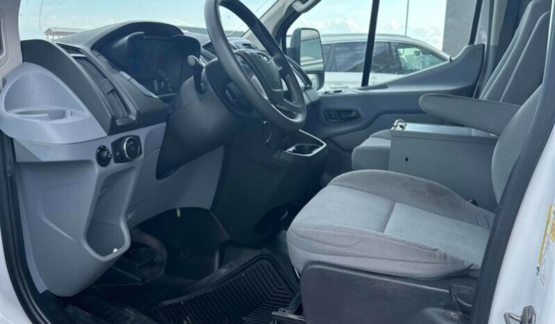 
								2016 Ford Transit 250 Cargo Van full									