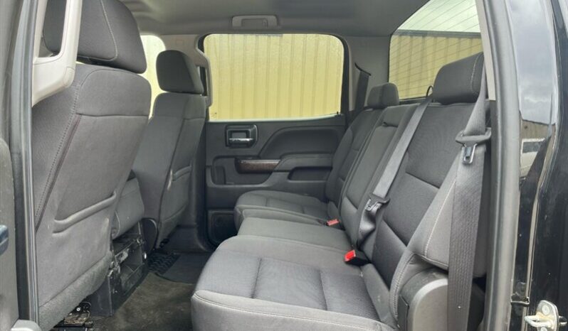 
								2018 GMC Sierra 1500 SLE full									