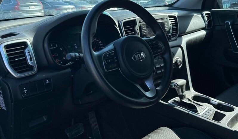 
								2019 Kia Sportage LX full									
