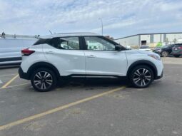 
										2019 Nissan Kicks SR full									
