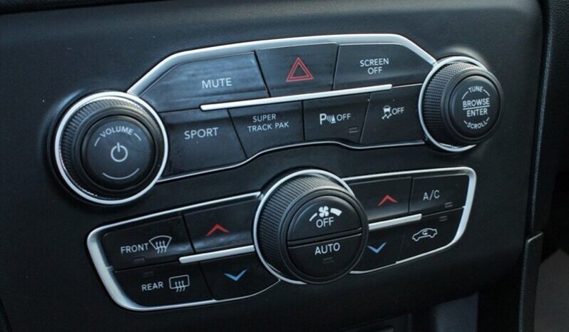 
								2023 Dodge Charger SXT Plus Black Top full									