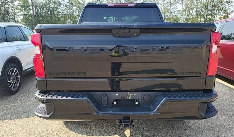 
								2022 Chevrolet Silverado 1500 Limited Custom Trail Boss full									