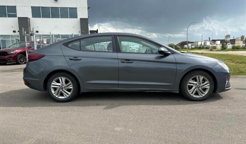 
								2020 Hyundai Elantra Preferred full									