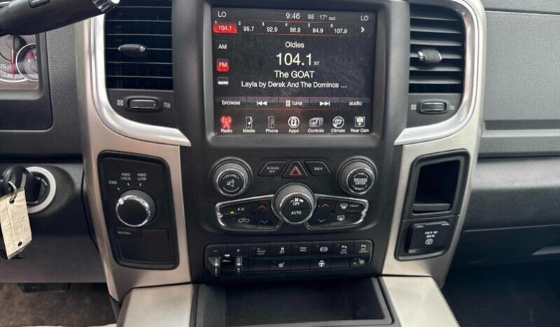 
								2017 RAM 3500 SLT Sport Diesel full									