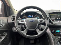 
										2015 Ford Escape SE full									