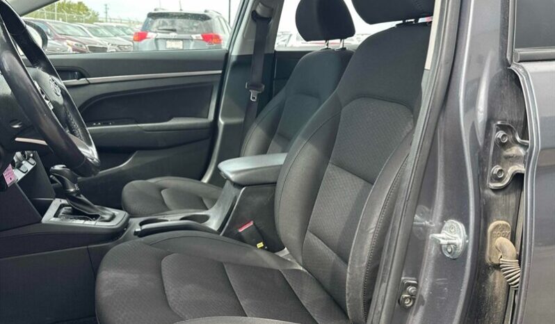 
								2020 Hyundai Elantra Preferred full									