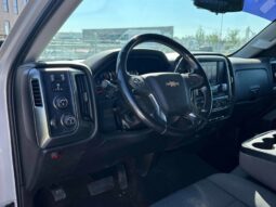 
										2018 Chevrolet Silverado 1500 LT full									