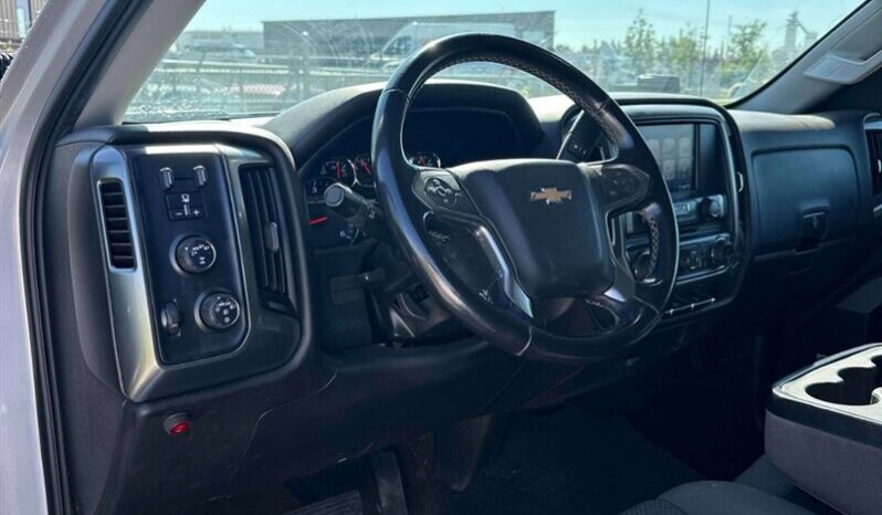 
								2018 Chevrolet Silverado 1500 LT full									