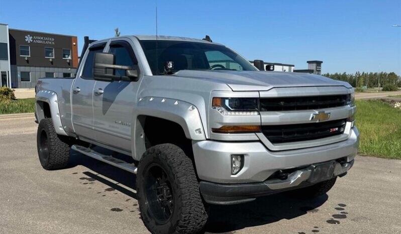 
								2018 Chevrolet Silverado 1500 LT full									