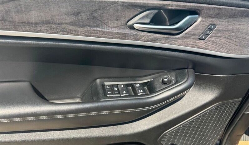 
								2023 Jeep Grand Cherokee Limited Black Pack full									
