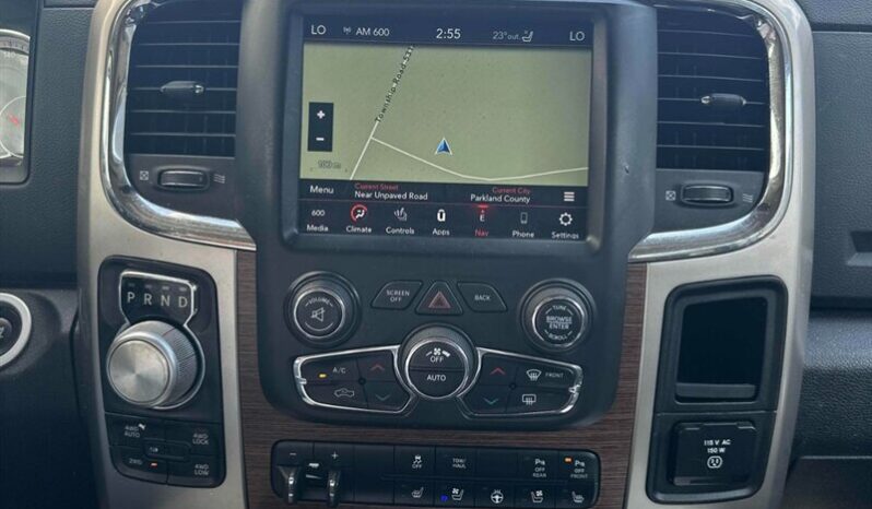 
								2018 RAM 1500 Laramie full									