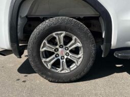 
										2022 GMC Sierra 1500 SLE full									