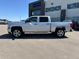 
										2018 Chevrolet Silverado 1500 Custom full									