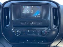 
										2018 Chevrolet Silverado 1500 Custom full									