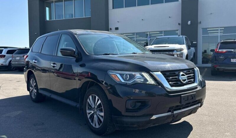 
								2018 Nissan Pathfinder S full									