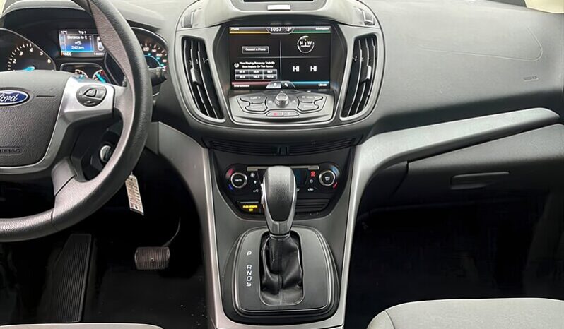 
								2015 Ford Escape SE full									