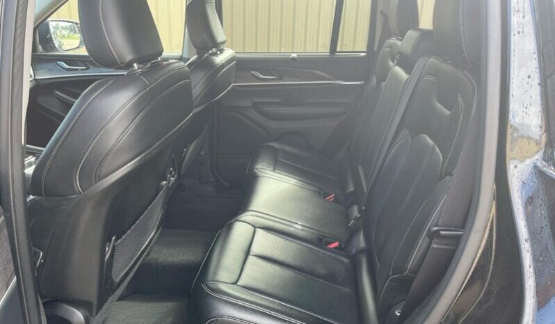 
								2023 Jeep Grand Cherokee Limited Black Pack full									