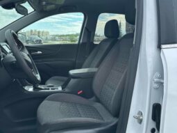 
										2023 Chevrolet Equinox LT full									