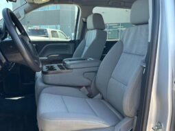 
										2018 Chevrolet Silverado 1500 Custom full									