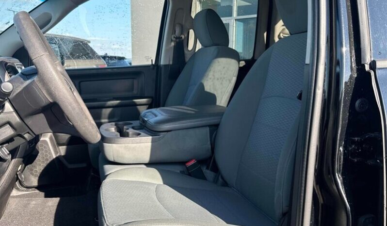 
								2019 RAM 1500 Classic ST full									